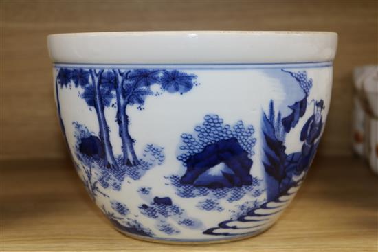 A Chinese blue and white bowl diameter 21.5cm